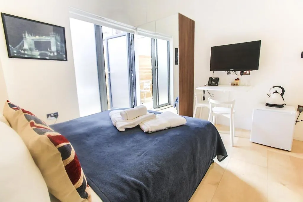 Ξενοδοχείο με διαμερίσματα Room Home Stay Λονδίνο