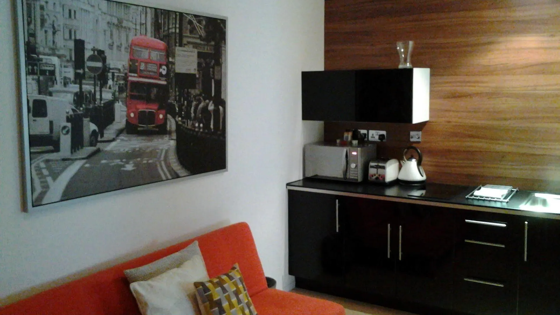 Room Home Stay Λονδίνο 4*,  Ηνωμένο Βασίλειο