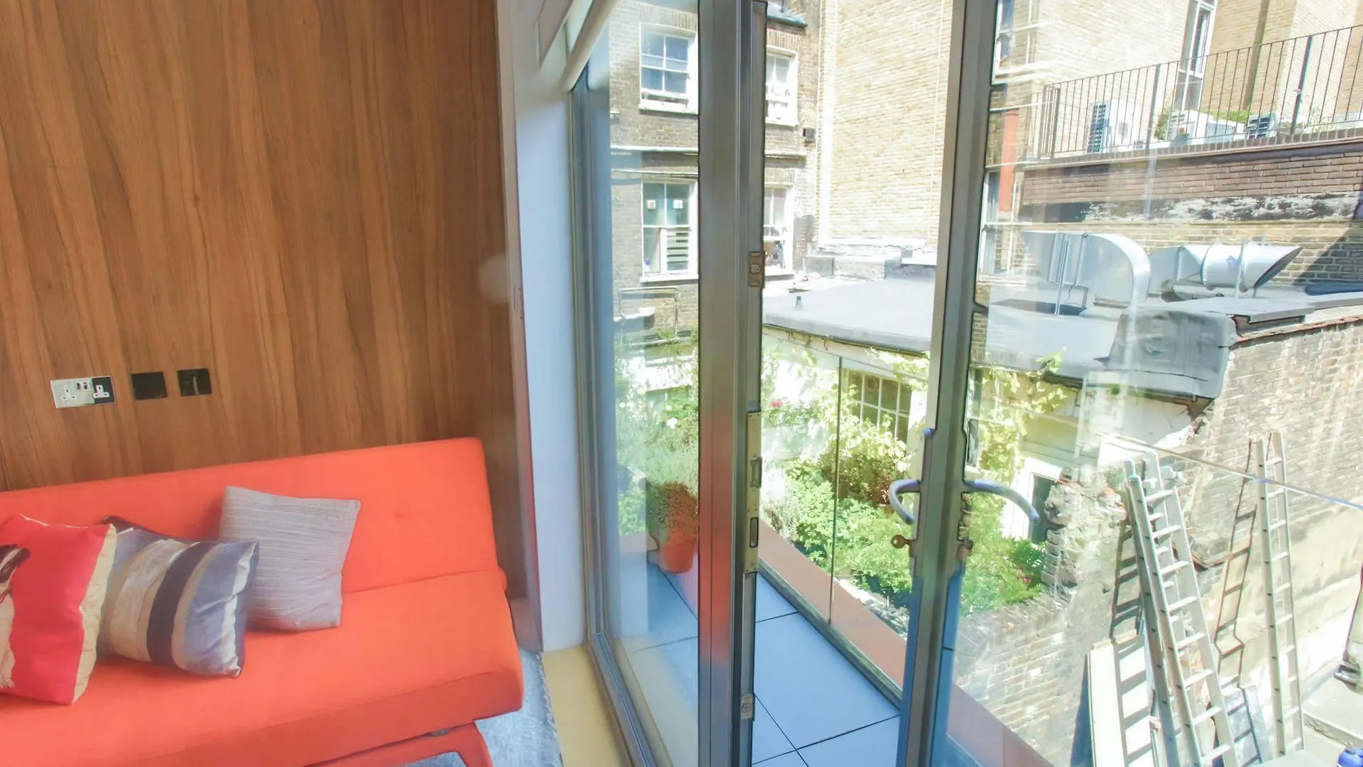 Room Home Stay Λονδίνο Ξενοδοχείο με διαμερίσματα