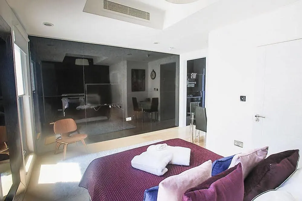 Room Home Stay Λονδίνο Ξενοδοχείο με διαμερίσματα