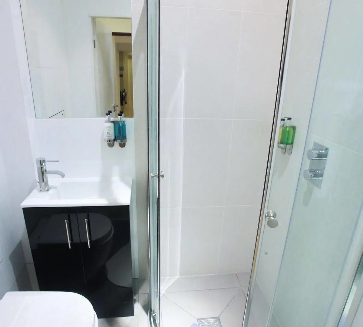 Ξενοδοχείο με διαμερίσματα Room Home Stay Λονδίνο